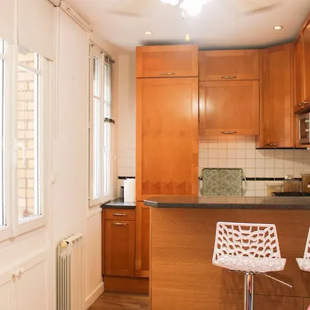 In The Heart Of Quiet And Easy Paris