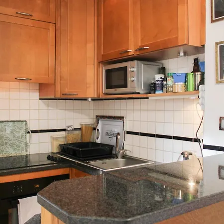 Lejlighed In The Heart Of Quiet And Easy Paris