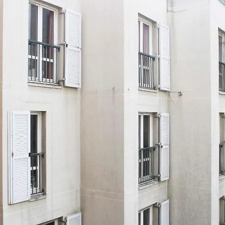 In The Heart Of Quiet And Easy Lejlighed Paris